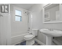 228 CONNAUGHT STREET - 24