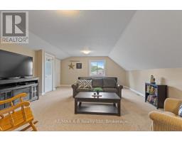 214 JORDAN CRESCENT - 33