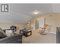 214 JORDAN CRESCENT - 39