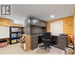 214 JORDAN CRESCENT - 42