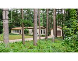 412 SUGAR MAPLE DRIVE - 47