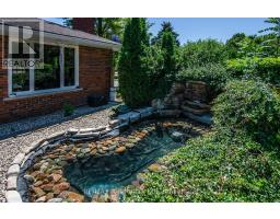 100 RED MAPLE LANE - 12