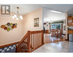 100 RED MAPLE LANE - 24
