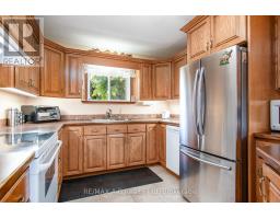 100 RED MAPLE LANE - 26