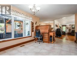 100 RED MAPLE LANE - 29