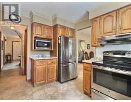 15 KINGSCOURT CRESCENT - 15