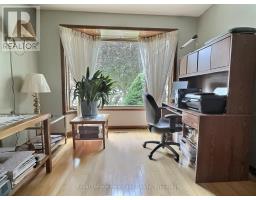 15 KINGSCOURT CRESCENT - 21
