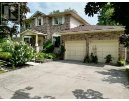 15 KINGSCOURT CRESCENT - 47