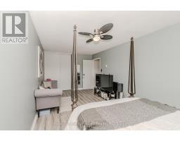 53 - 30D FLAMINGO DRIVE - 25