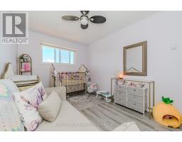 53 - 30D FLAMINGO DRIVE - 28