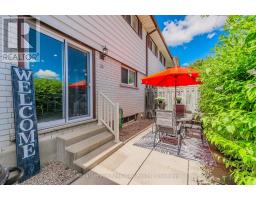 53 - 30D FLAMINGO DRIVE - 42