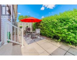 53 - 30D FLAMINGO DRIVE - 43