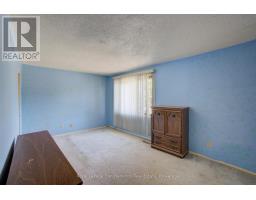 771 YORK AVENUE N - 25