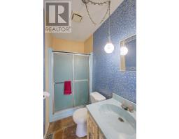 771 YORK AVENUE N - 27
