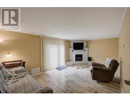 771 YORK AVENUE N - 31