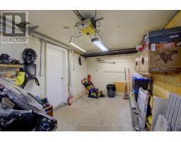 771 YORK AVENUE N - 36