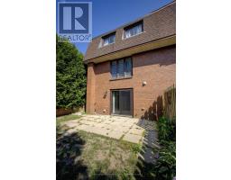 771 YORK AVENUE N - 6