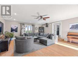70129 EVERGREEN LINE - 21
