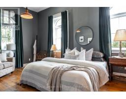 23 GRANT STREET - 12