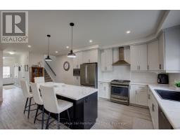 654 WRAY AVENUE S - 13
