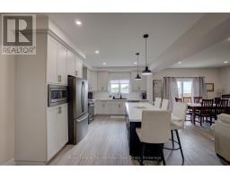 654 WRAY AVENUE S - 16