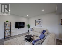654 WRAY AVENUE S - 8