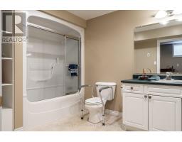 46 FRANCES STREET W - 26