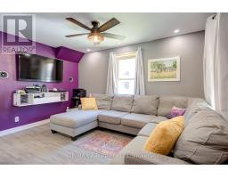 27 BRANT STREET - 16