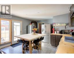 27 BRANT STREET - 19