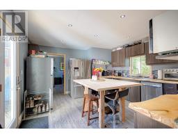 27 BRANT STREET - 21