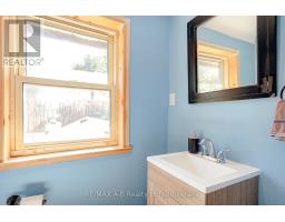 27 BRANT STREET - 28