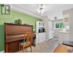25 - 206 GREEN VALLEY DRIVE - 11