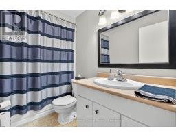25 - 206 GREEN VALLEY DRIVE - 23