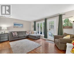 25 - 206 GREEN VALLEY DRIVE - 4
