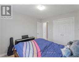 1426 CAEN AVENUE - 19