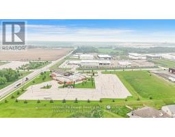 1426 CAEN AVENUE - 24