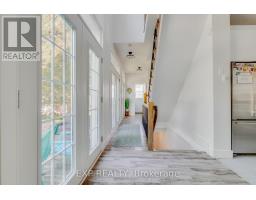 28 CENTRE STREET - 10