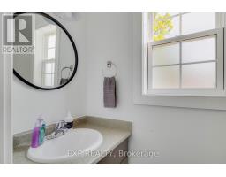 28 CENTRE STREET - 12