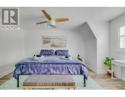 28 CENTRE STREET - 15