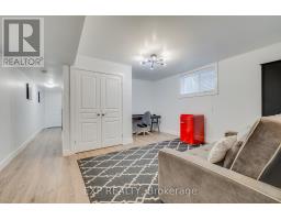 28 CENTRE STREET - 23