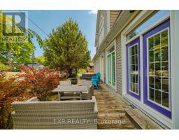 28 CENTRE STREET - 31