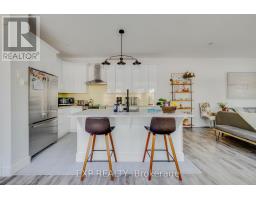 28 CENTRE STREET - 4