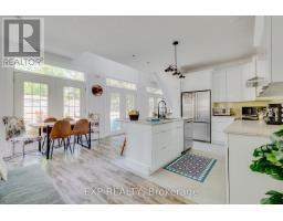 28 CENTRE STREET - 5