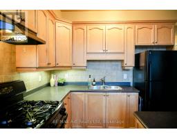 305 - 555 KING STREET E - 11