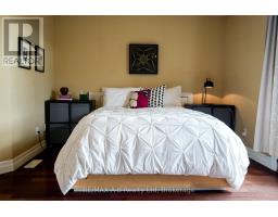 305 - 555 KING STREET E - 25