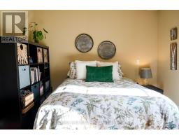 305 - 555 KING STREET E - 27