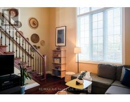 305 - 555 KING STREET E - 5