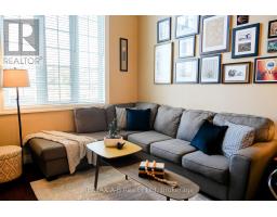 305 - 555 KING STREET E - 7