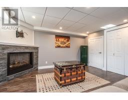 3972 BURNS STREET - 36