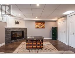 3972 BURNS STREET - 40